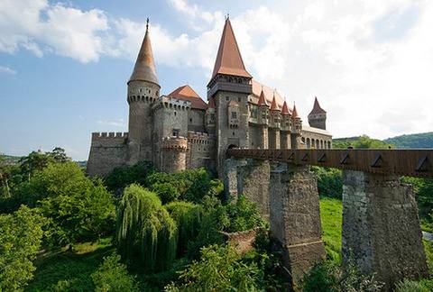 awesome-castles-you-should-see_024