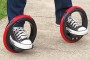 スケボーですらない「車輪型乗り物」は日本でも流行るか？