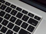 次期｢MacBook Pro｣はOLEDタッチバーとTouch IDを内蔵した電源ボタンが特徴か